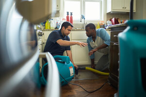 Disaster restoration company in Austin preparing for water damage restoration service